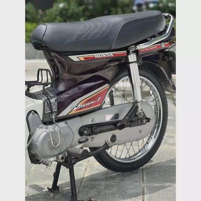 Tem xe máy Honda Dream Thái
