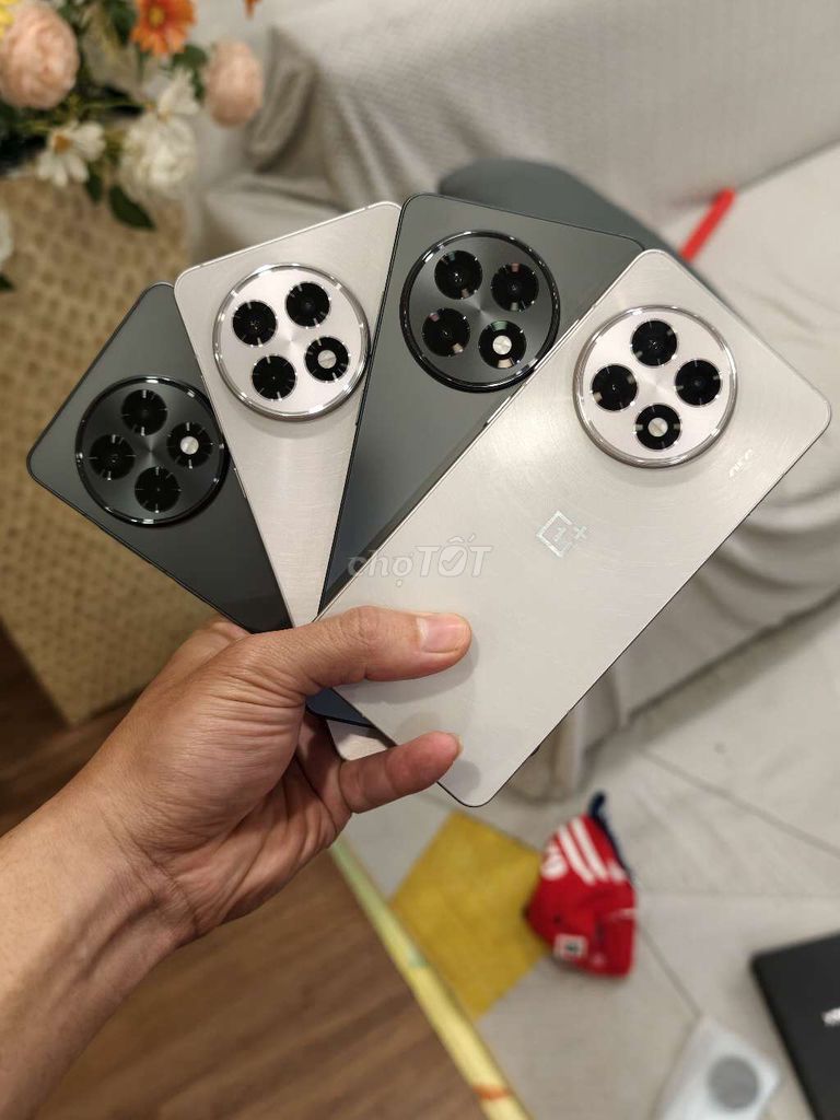 OnePlus Ace 5 12GB/256GB fullbox đẹp. Mua bán Điện thoại tại Quận Long Biên Hà Nội được đăng bởi Hoan Nguyễn hình 1