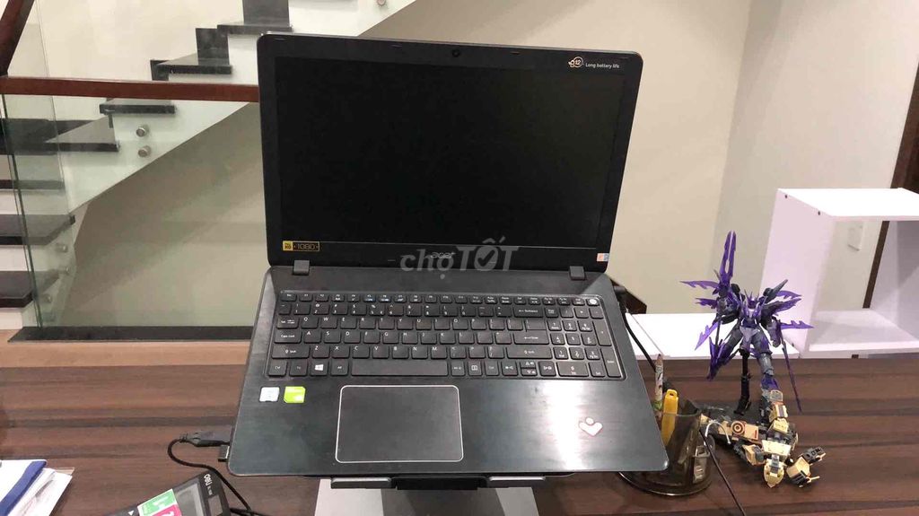 Laptop Acer Aspire E5 ( Tặng kèm sạc ) có fix