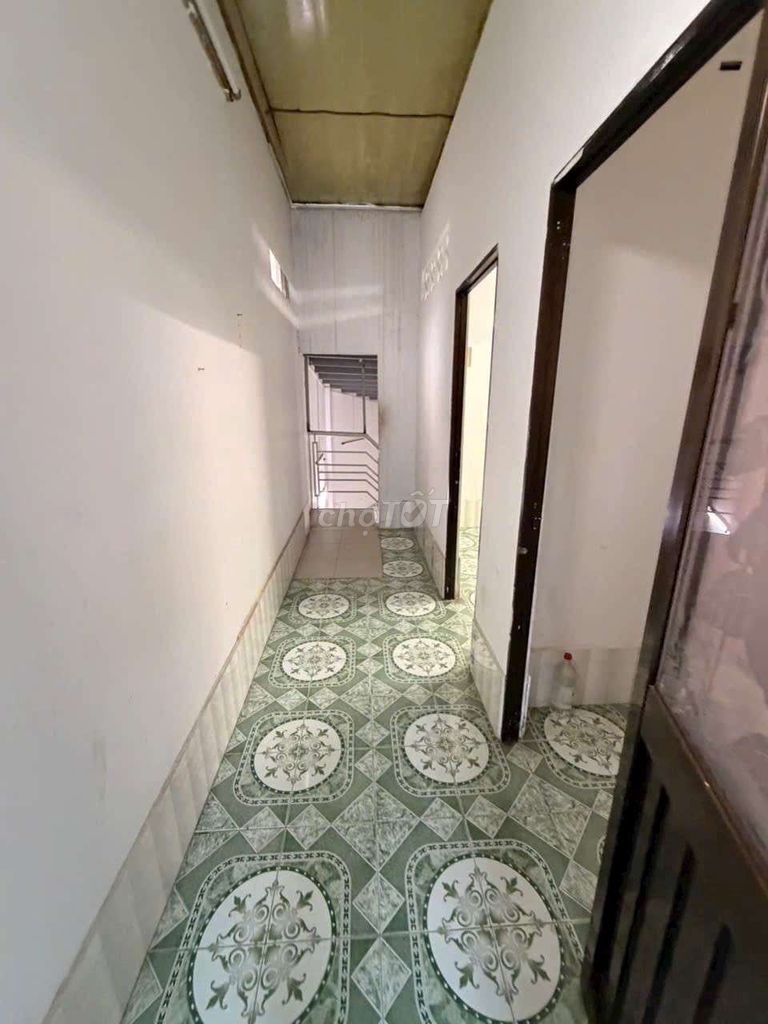 BÁN GẤP NHÀ Q6 LÒ GỐM – 8,9 TỶ – 132M² – HX TẢI – GIÁP Q5 – SÁT MT