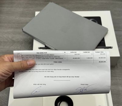 Macbook pro 14 inch M3 pro 2023 chính hãng 99,99%