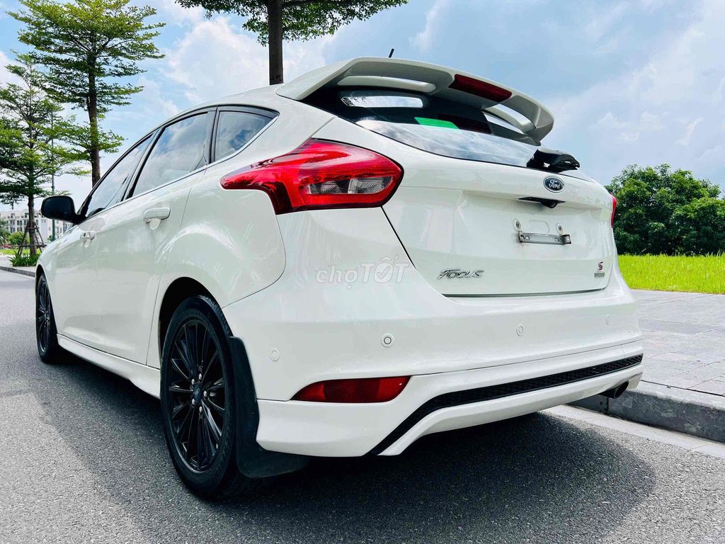 Focus 2018 Sport xe gia đình sử dụng từ đầu.. Mua bán Ô tô tại Quận Thanh Xuân Hà Nội được đăng bởi Hoàng Anh hình 12