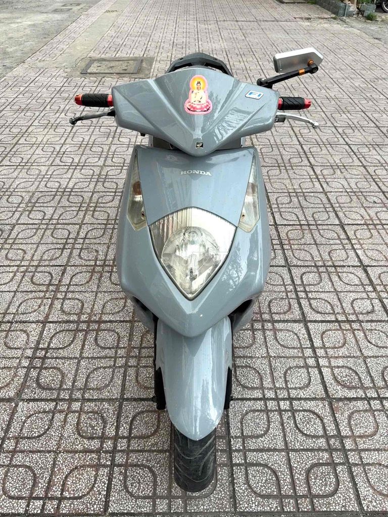 Honda Dylan 150 с городскими номерами (BSTP)