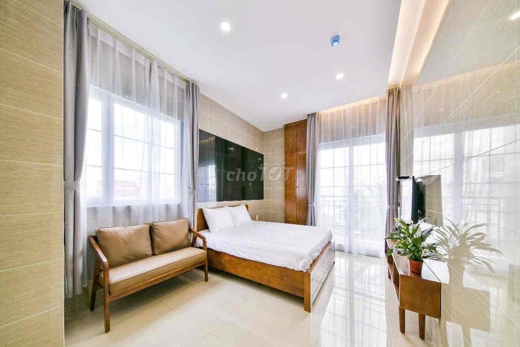 Cho Thuê Căn Hộ Studio mới 100% Full nội Thất gần CV Hoàng Văn Thụ