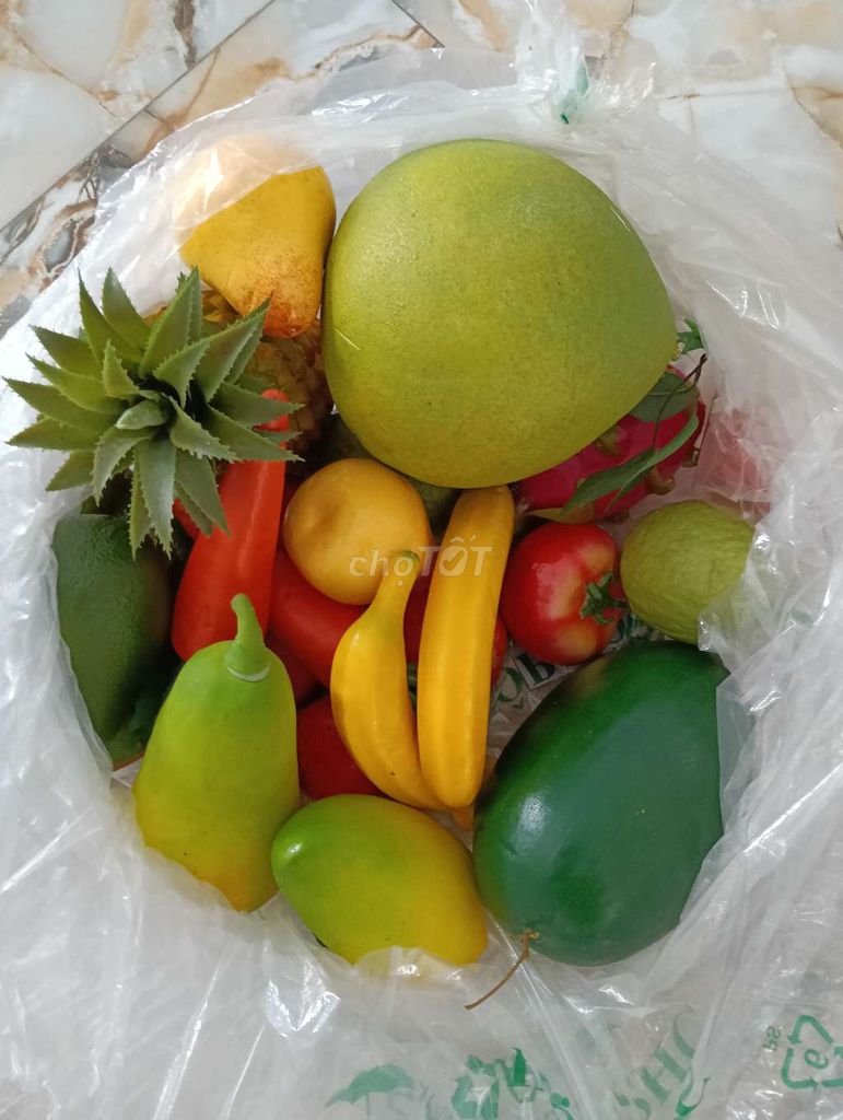 Trái cây giả Nhựa Nhiều màu Trang trí. Mua bán Cây cảnh, đồ trang trí tại Thành phố Thủ Đức Tp Hồ Chí Minh được đăng bởi Hiền hình 1
