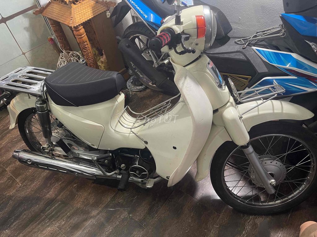 Cúp 50cc Xe Đẹp Đi Cực Ít 13000km Nguyên Zin Êm Ru. Mua bán Xe máy tại Quận Hoàng Mai Hà Nội được đăng bởi Tuấn Giang hình 6