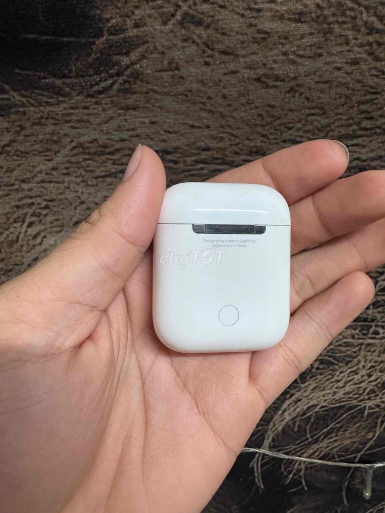 Apple AirPods 2 Trắng. Mua bán Tivi, Âm thanh tại Thành phố Dĩ An Bình Dương được đăng bởi tuấn hình 1