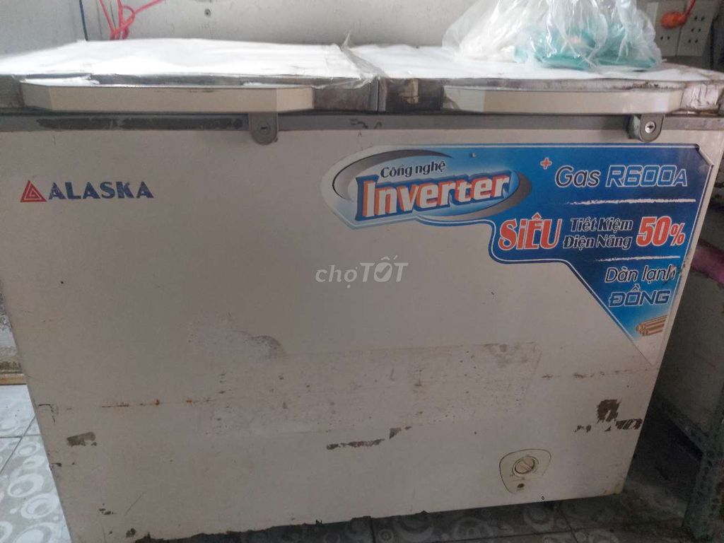 Xác Tủ Đông Mát 2 ngăn Alaska 210L không lạnh