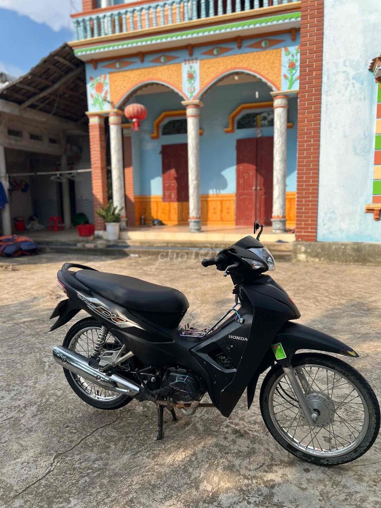 Honda Wave đen, xe số. Mua bán Xe máy tại Huyện Bình Gia Lạng Sơn được đăng bởi Bàn Quay hình 2