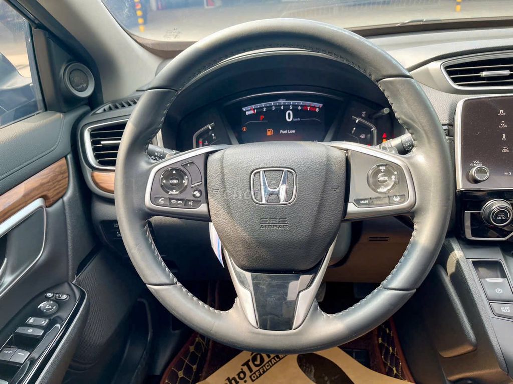 Honda CR-V L 2021 - 48000km 1 chủ mua mới đi kỹ. Mua bán Ô tô tại Quận 8 Tp Hồ Chí Minh được đăng bởi Trường Nguyễn Chợ Tốt Xe Official Mall hình 8