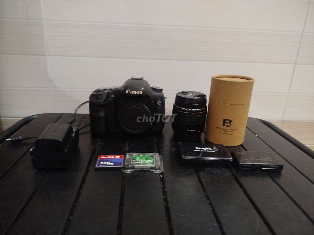 Máy ảnh Canon 7D kèm len 35-105. Mua bán Máy ảnh, Máy quay tại Huyện Phong Điền Cần Thơ được đăng bởi Văn Trường hình 1