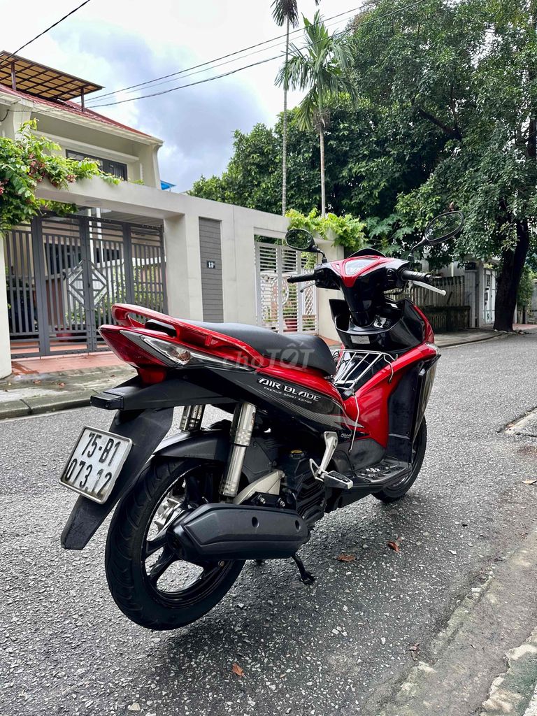 AB 2012 xe đẹp máy êm liên hệ ***. Mua bán Xe máy tại Thành phố Huế Thừa Thiên Huế được đăng bởi Xe Máy Trường An Phát hình 7