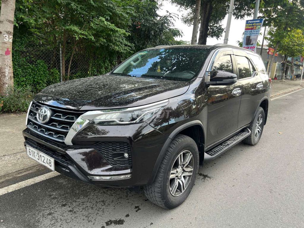 Toyota Fortuner 2.4G 2020 model 2021 - Chính chủ. Mua bán Ô tô tại Thành phố Dĩ An Bình Dương được đăng bởi Lâm Thái hình 1