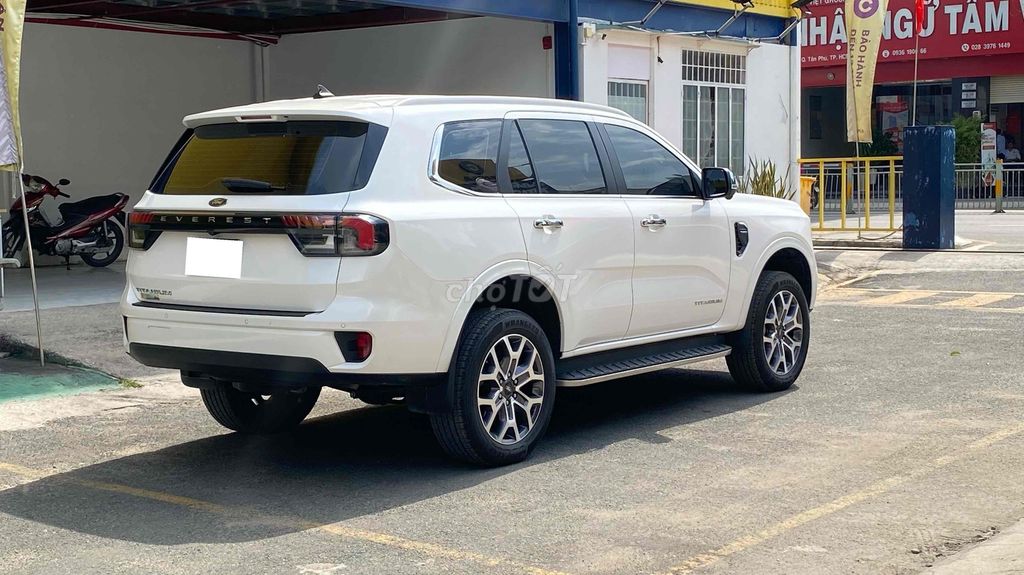 Ford Everest Titanium Xe 7 Chỗ Gia Đình Chuẩn Đẹp. Mua bán Ô tô tại Quận Tân Bình Tp Hồ Chí Minh được đăng bởi Trung Tâm Xe Automall Carpla hình 2