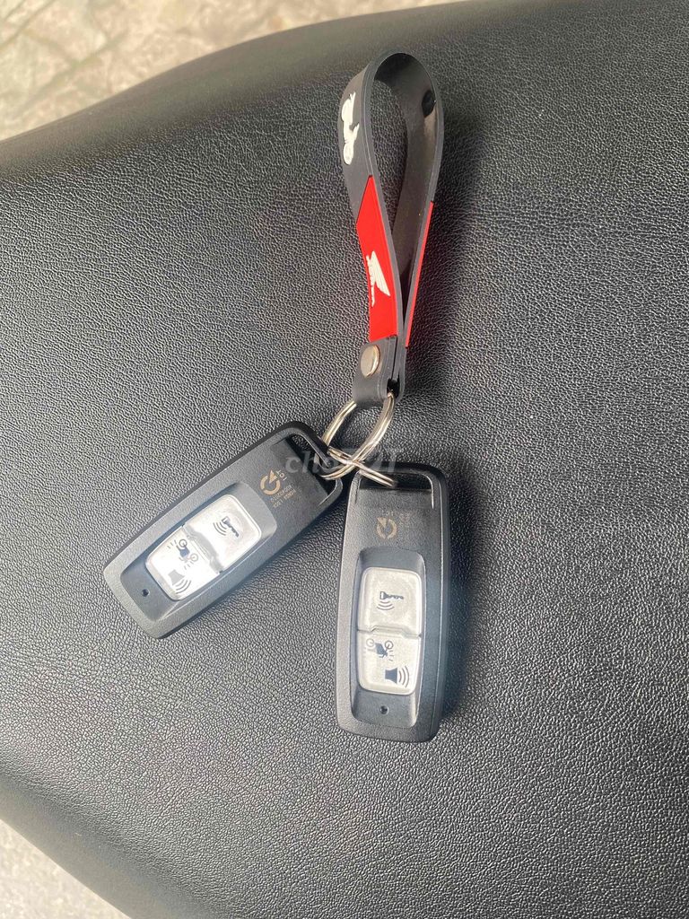 SH MODE 2025 THẮNG ABS MUA THÙNG 2025 CHẠY 5.200KM. Mua bán Xe máy tại Quận Bình Thạnh Tp Hồ Chí Minh được đăng bởi A HƯNG hình 4