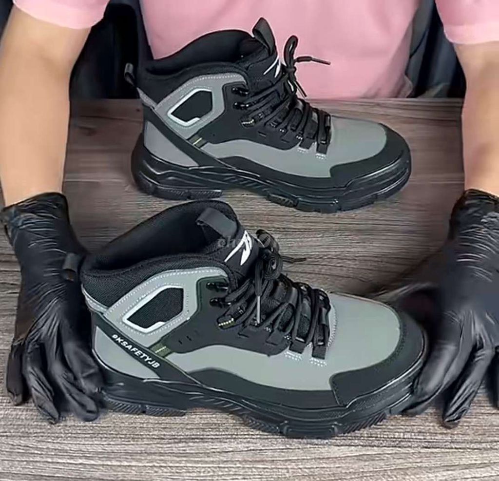 Giày bảo hộ HUTA SAFETY Nam 40. Mua bán Giày dép tại Quận 7 Tp Hồ Chí Minh được đăng bởi Nguyễn Hoàng hình 1