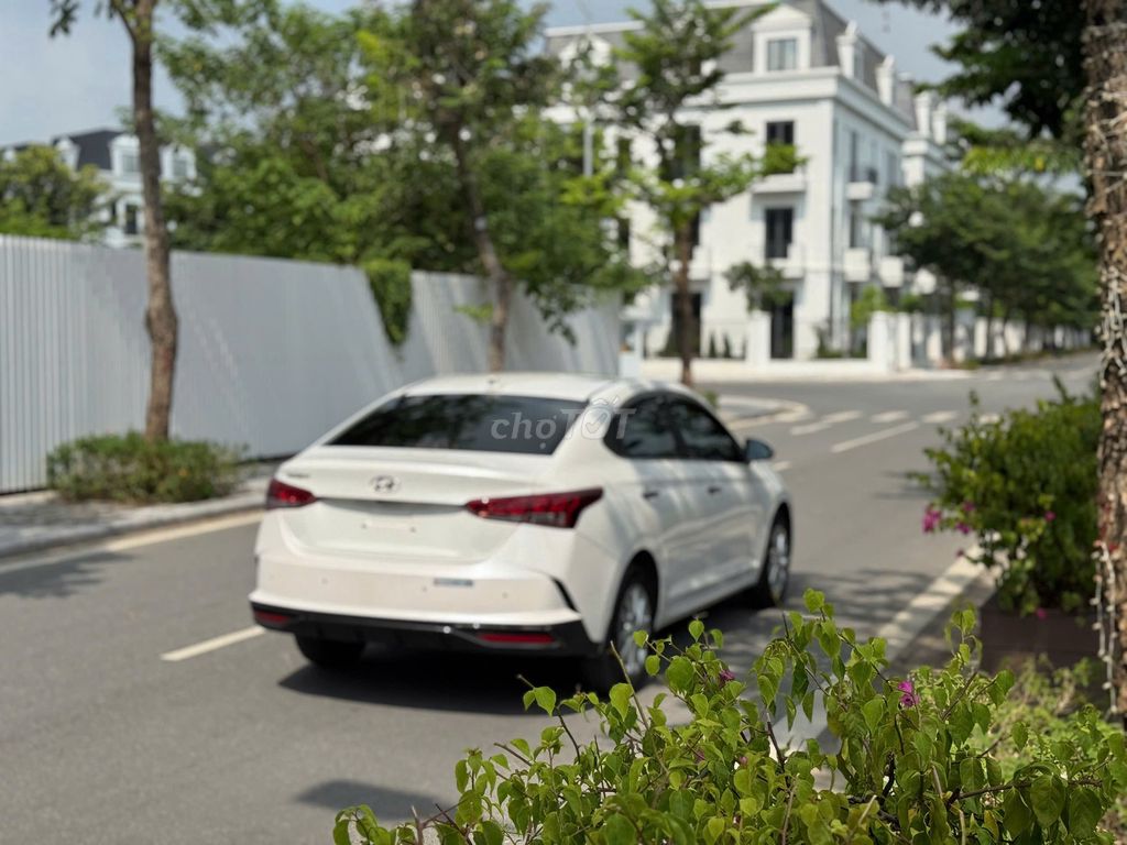 Hyundai Accent 1.4AT 2023 Trắng, 60.000 km. Mua bán Ô tô tại Quận Hà Đông Hà Nội được đăng bởi Nguyễn Minh Hiếu hình 2