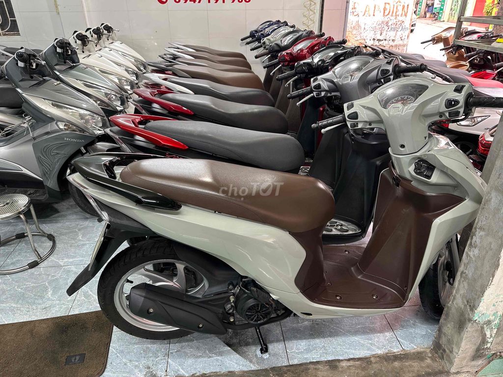 cần thanh lý xe vision 2014-2025 chính chủ giá rẻ. Mua bán Xe máy tại Quận Lê Chân Hải Phòng được đăng bởi CỬA HÀNG XE MÁY 139 THIÊN LÔI  hình 3