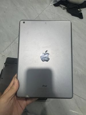 Apple iPad Air Xám 16GB