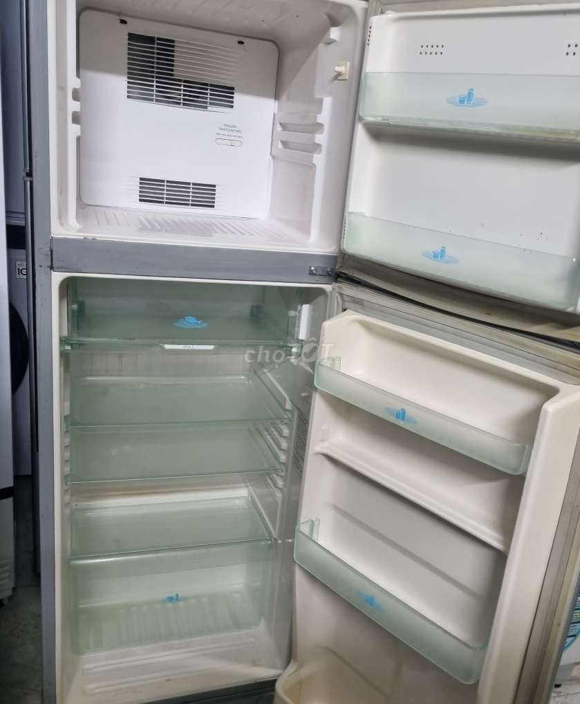 Tủ lạnh Sanyo 150 lít không bám tuyết