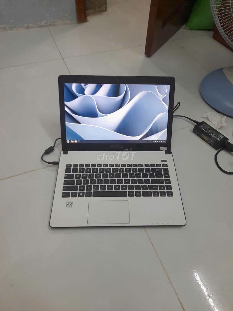ASUS X401A1 i3-2330U 14 inch 4GB/320GB Trắng. Mua bán Laptop tại Quận 8 Tp Hồ Chí Minh được đăng bởi Hội Đồ Điện Tử hình 1