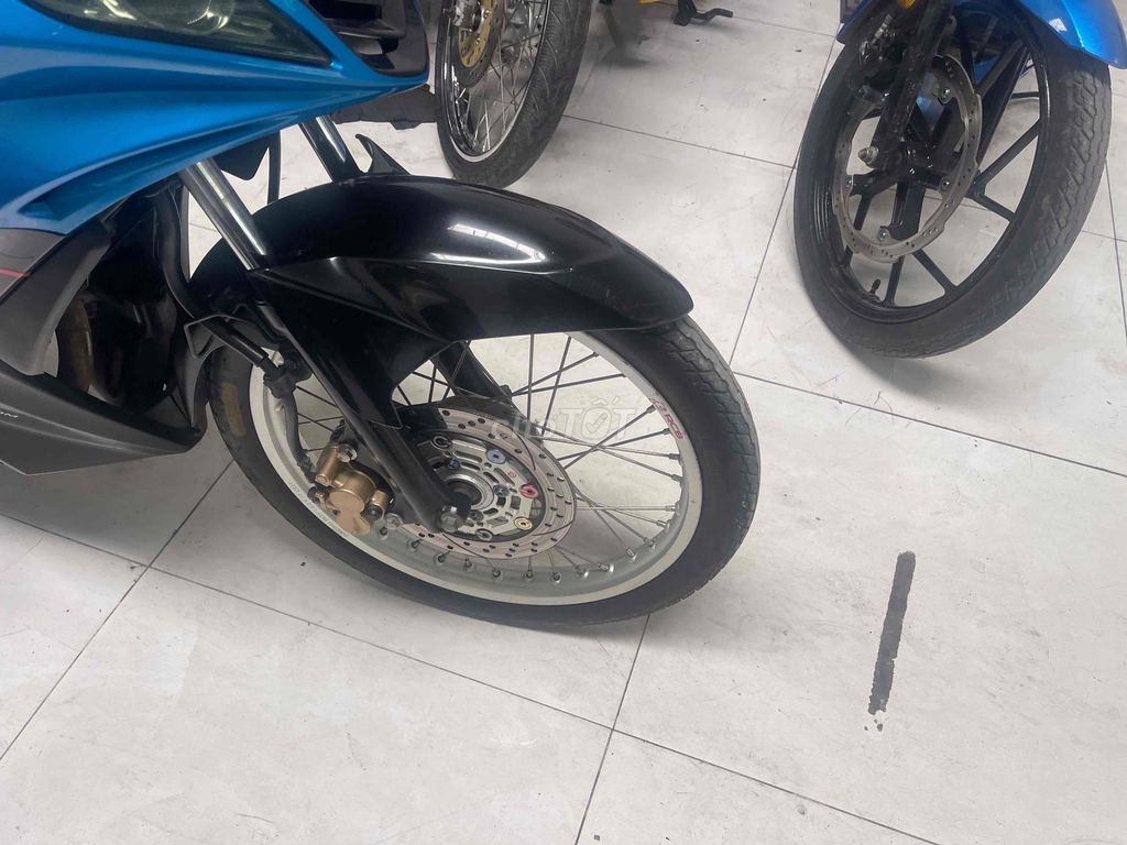 Ex 135 xuống áo xe zin chuẩn bs 95. Mua bán Xe máy tại Quận Ninh Kiều Cần Thơ được đăng bởi Cửa Hàng xe máy Hoàng Hải hình 2