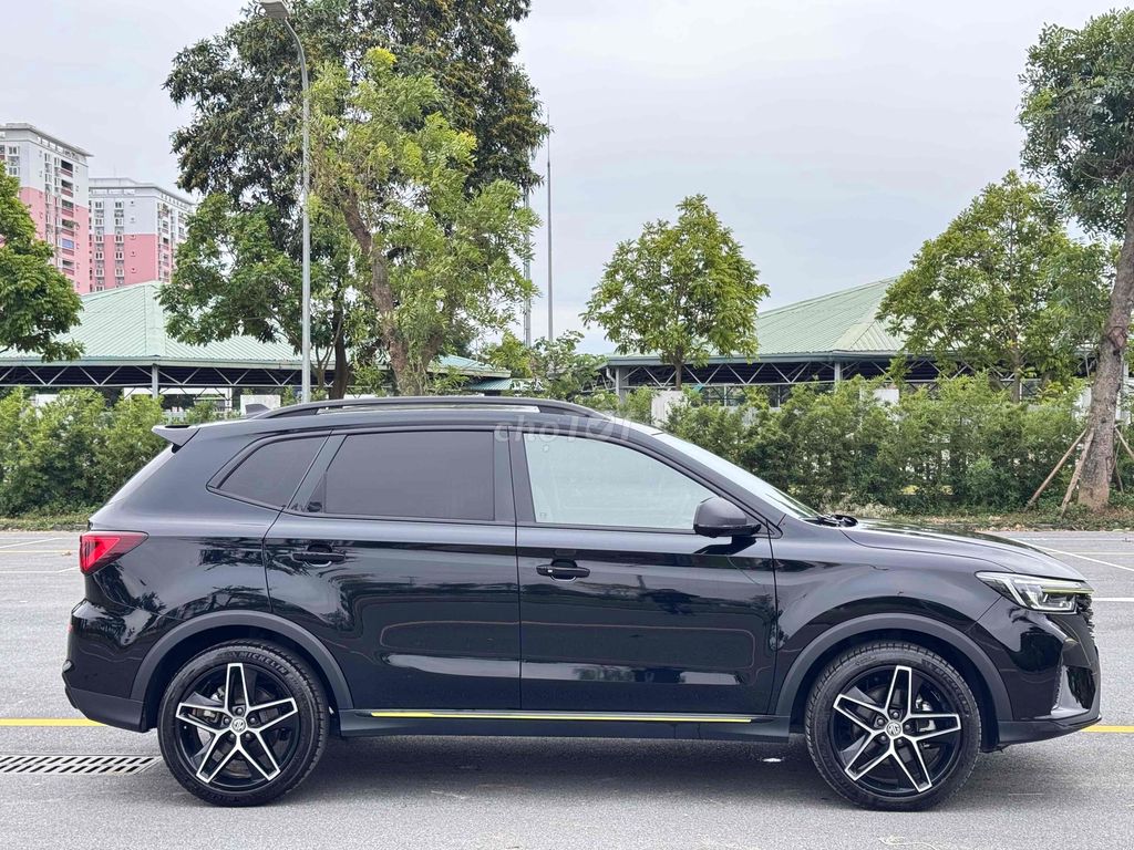 MG RX5 Luxury 2024 - 10000 km. Mua bán Ô tô tại Quận Long Biên Hà Nội được đăng bởi Sơn Trần hình 1