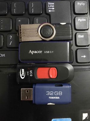 USB Kingston, Apacher, Team, Toshiba 8GB, 16GB