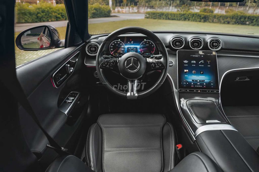 Mercedes C200 Avantgarde 2022 Đỏ 15.000km. Mua bán Ô tô tại Quận 7 Tp Hồ Chí Minh được đăng bởi Hoàn Lee Xe Lướt hình 12