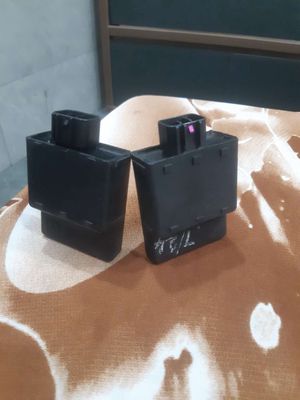 Phụ tùng Yamaha IC Đen Nhựa