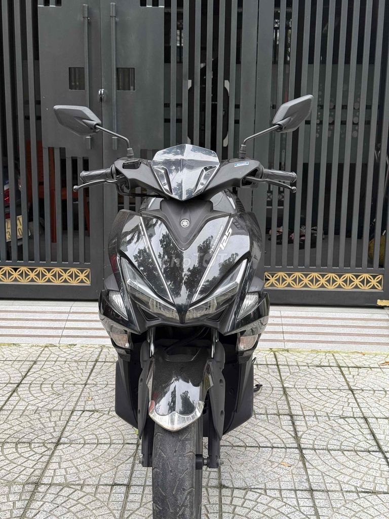 Yamaha Nvx 125 Smartkey - Nvx Đen bóng mới98% bs43. Mua bán Xe máy tại Quận Hải Châu Đà Nẵng được đăng bởi Lê vy  hình 2