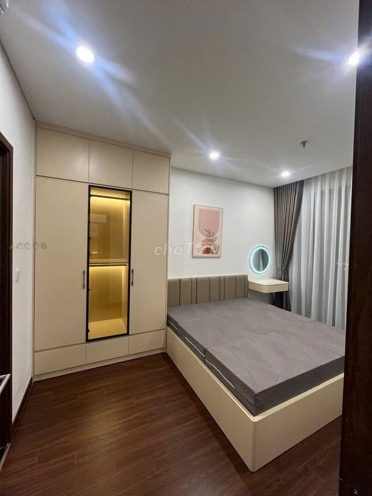 2-комнатная квартира с мебелью в Vinhomes Ocean Park