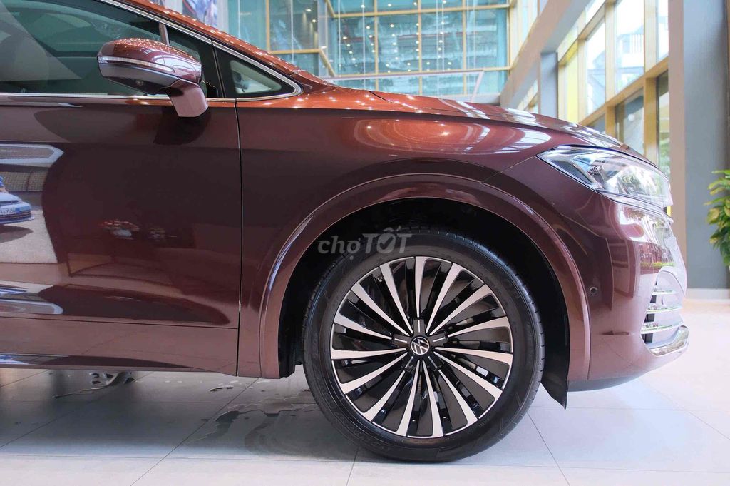 Volkswagen Viloran 2025. Mua bán Ô tô tại Quận 5 Tp Hồ Chí Minh được đăng bởi KhoaLee hình 15