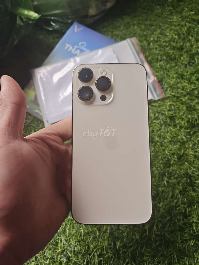 iPhone 14 Pro Max 256GB Trắng. Mua bán Điện thoại tại Huyện Gia Lâm Hà Nội được đăng bởi Dương Văn Thuyên hình 1