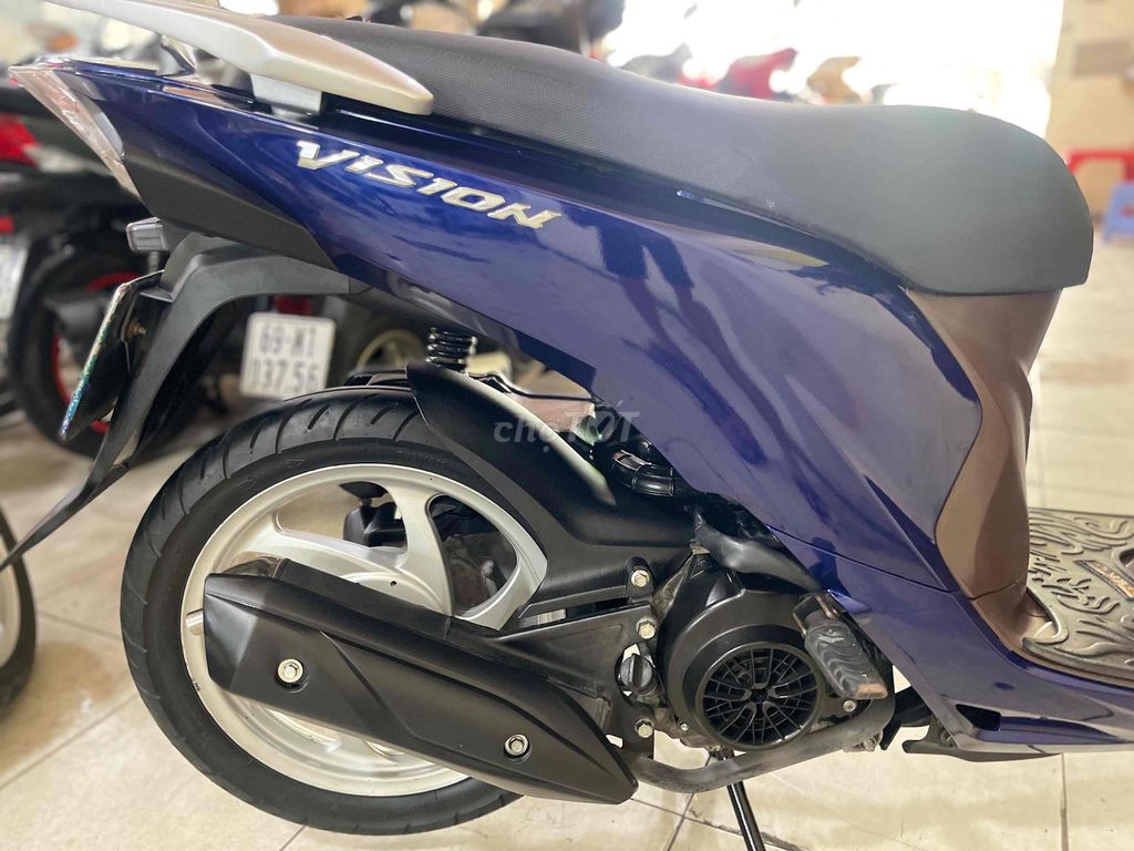 vision 2015 9 chủ xe đẹp như hình. Mua bán Xe máy tại Quận 12 Tp Hồ Chí Minh được đăng bởi minh luân  hình 4