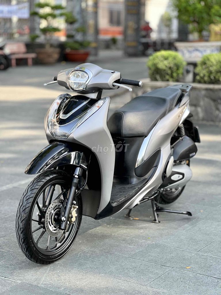 SH MODE ABS 2022 PBĐB BẠC NHÁM CHÍNH CHỦ CÓ GÓP. Mua bán Xe máy tại Thành phố Thủ Đức Tp Hồ Chí Minh được đăng bởi Hiếu  hình 2