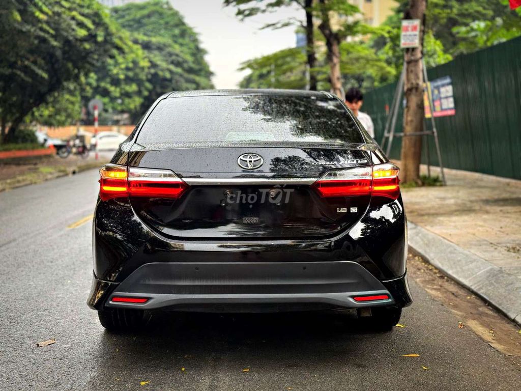 2018 2.2 AT 4WD - 100000 km. Mua bán Ô tô tại Quận Cầu Giấy Hà Nội được đăng bởi Hà Hoàng hình 4