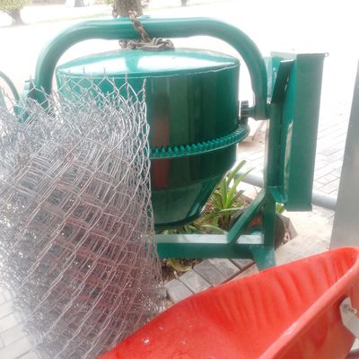 Máy trộn bê tông. Mua bán Phương tiện khác tại Thành phố Thủ Dầu Một Bình Dương được đăng bởi Đạt Nguyễn Đắc