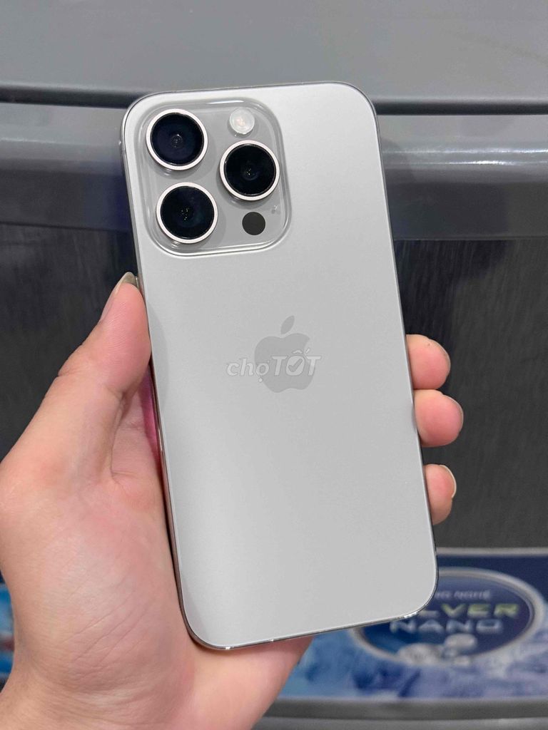 Apple iPhone 15 Pro 128GB Bạc. Mua bán Điện thoại tại Quận Thanh Xuân Hà Nội được đăng bởi Long Lê hình 1