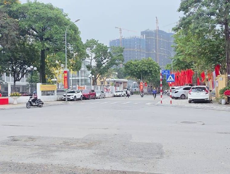 ĐẤT MẶT PHỐ - PHÚ THƯỢNG – KHU DÂN CƯ ĐÔNG ĐÚC – KINH DOANH ĐA DẠNG.