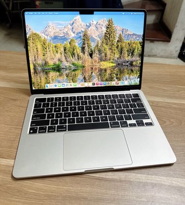 Macbook Air M2 Gold như mới pin xạc 58 lần, giá Rẻ. Mua bán Laptop tại Quận Hoàng Mai Hà Nội được đăng bởi Quốc Tuấn