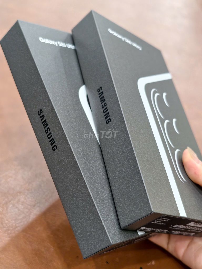 Samsung Galaxy S26 Ultra 256gb chính hãng New Seal. Mua bán Điện thoại tại Quận Đống Đa Hà Nội được đăng bởi Hn Store hình 1