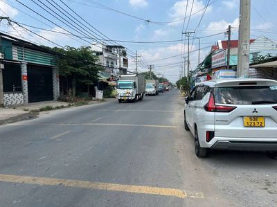 BÁN GẤP ĐẤT MT DƯƠNG CÔNG KHI. Mua bán đất tại Huyện Hóc Môn Tp Hồ Chí Minh được đăng bởi hiếu 