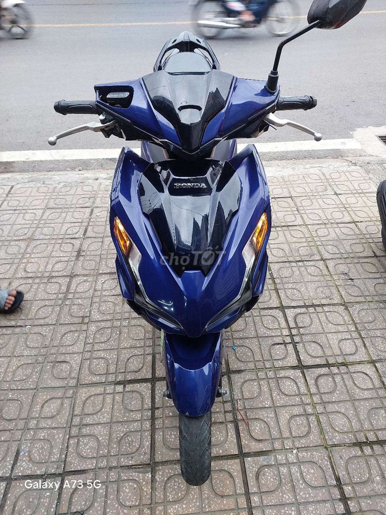Honda Air Blade 125 2022 Xanh 24000 km. Mua bán Xe máy tại Thành phố Đà Lạt Lâm Đồng được đăng bởi tran hoa nam hình 2