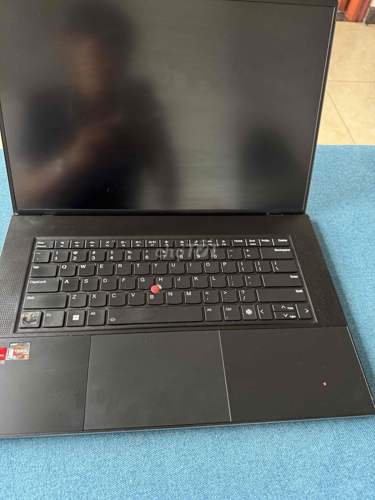 Máy tính xách tay Lenovo ThinkPad Z16 Gen1