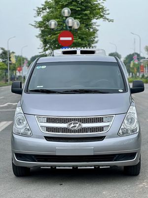 Hyundai Starex 3 chỗ, 900kg, số tự động, chính chủ