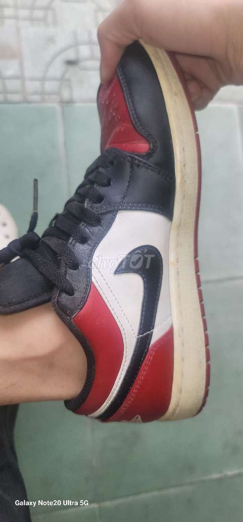 Giày thể thao Nike Jordan Nam size 42. Mua bán Giày dép tại Thành phố Huế Thừa Thiên Huế được đăng bởi Mét Sáu hình 1