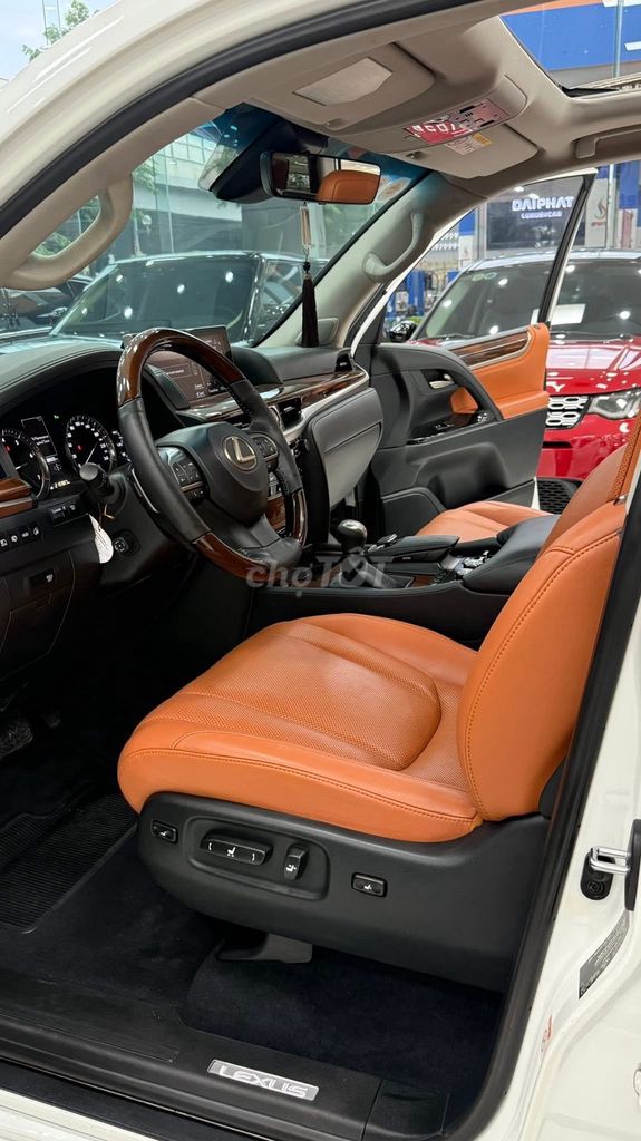 Lexus LX570 2016, nhập Trung Đông, một chủ từ mới.. Mua bán Ô tô tại Quận Bắc Từ Liêm Hà Nội được đăng bởi Mr Hợi  hình 6