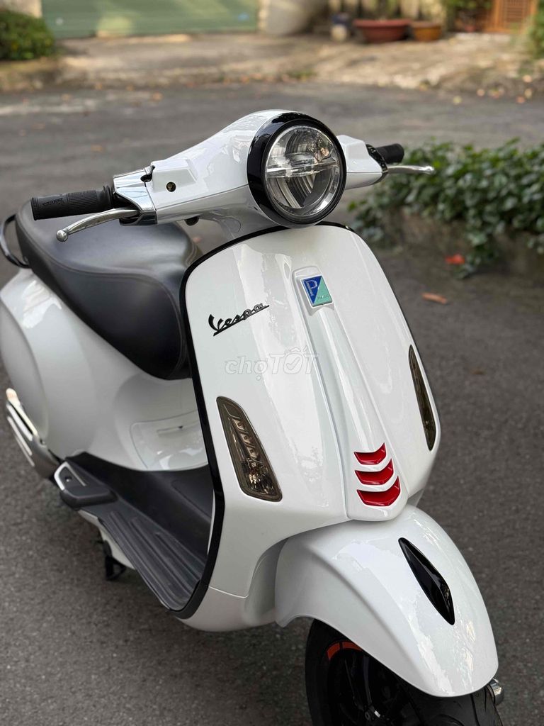 🌈 Vespa Primevera 2020 Led/ Iget/ Xe Đẹp/ Máy Zin. Mua bán Xe máy tại Thành phố Biên Hòa Đồng Nai được đăng bởi Phong hình 9