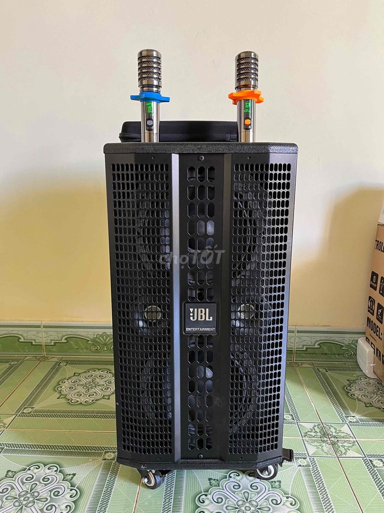 loa kéo JBL mic pin sạc chống hú. Mua bán Tivi, Âm thanh tại Huyện Chư Păh Gia Lai được đăng bởi Cường hình 1